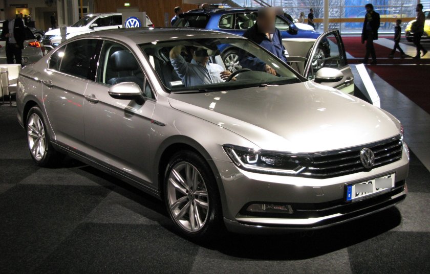 VW Passat 4