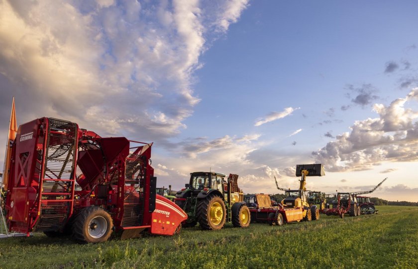 Картофелеуборочный комбайн ростсельмаш