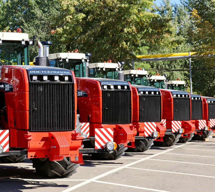 Робот-трактор ЗАО «Газпроект»