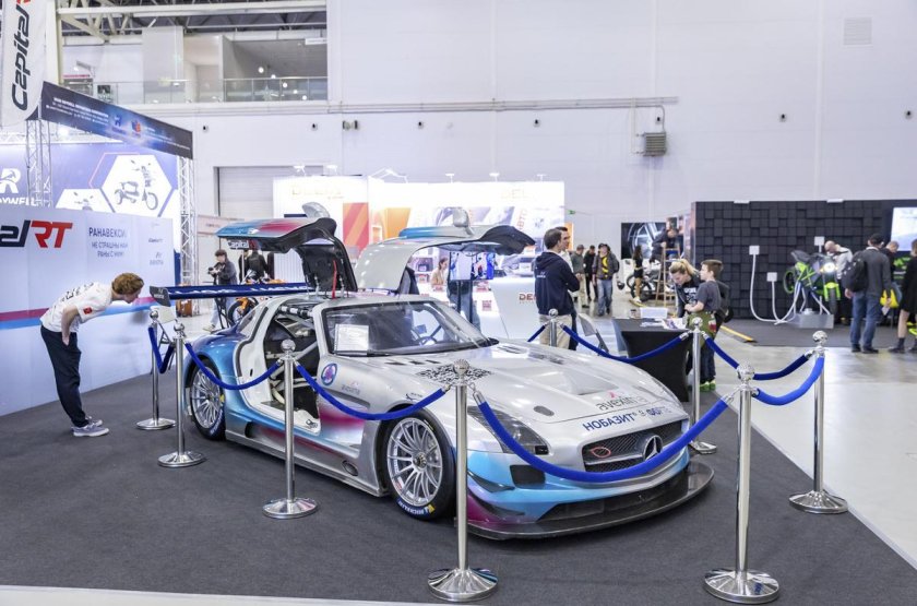 Mercedes benz amg gt 3