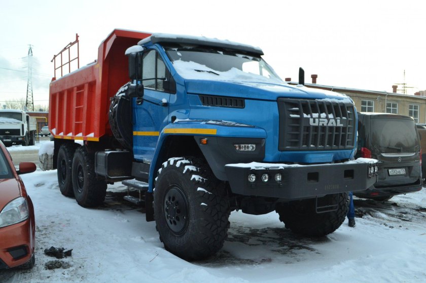 Самосвал урал 55571-5121-72