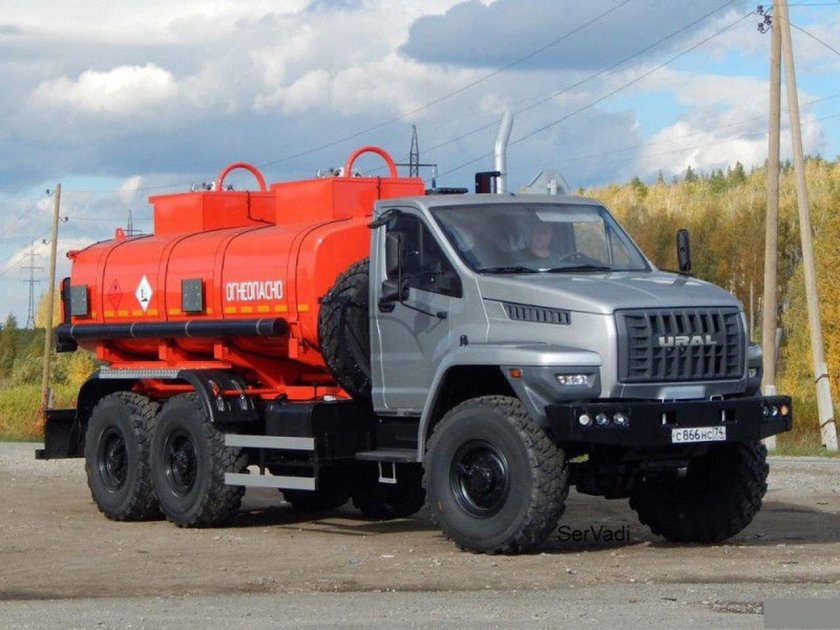 Урал 4320 АТЗ 12