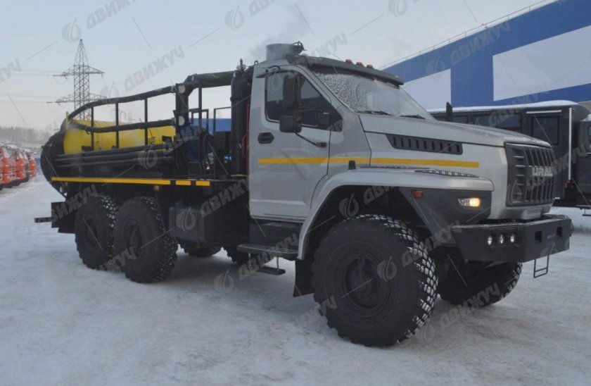 Урал Некст 5557