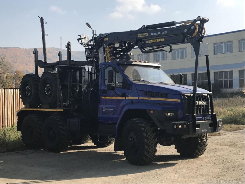 Урал лесовоз 2022