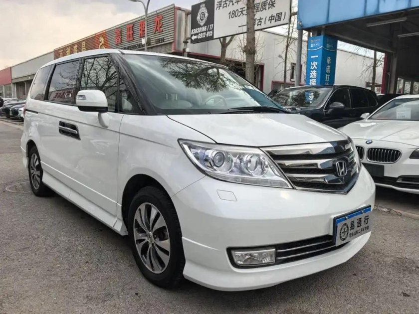 Honda elysion prestige 2.4