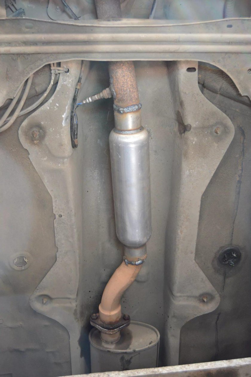 Катализатор Пежо 406 1.8 16v