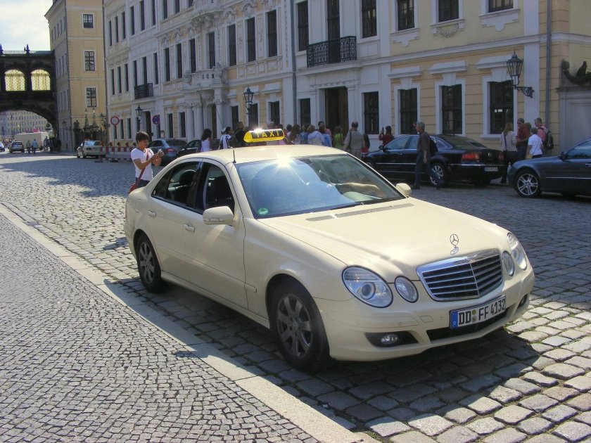 Мерседес такси Германия