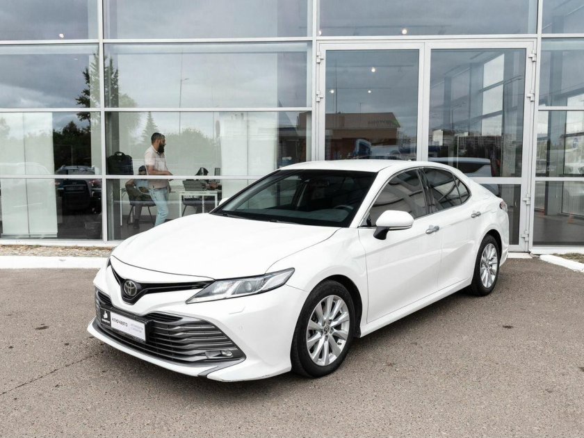 Toyota Camry xv70 2.5