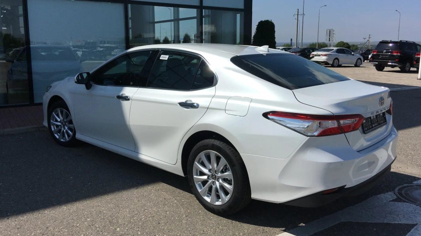 Toyota Camry 2.5 2021