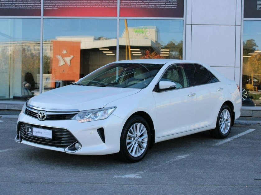 Камри Элеганс