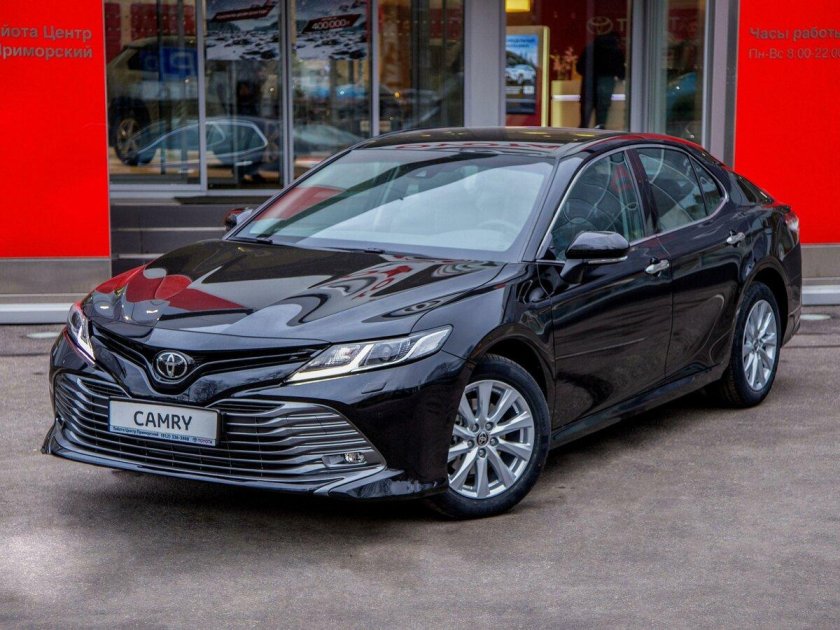 Камри 2020 черная