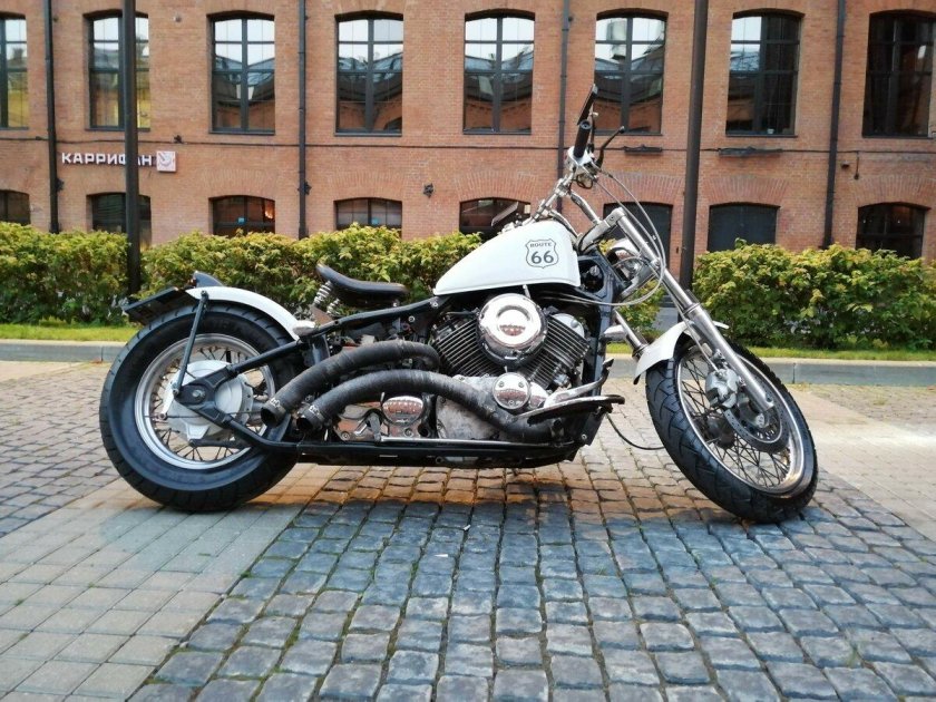 Yamaha Drag Star 400 Bobber
