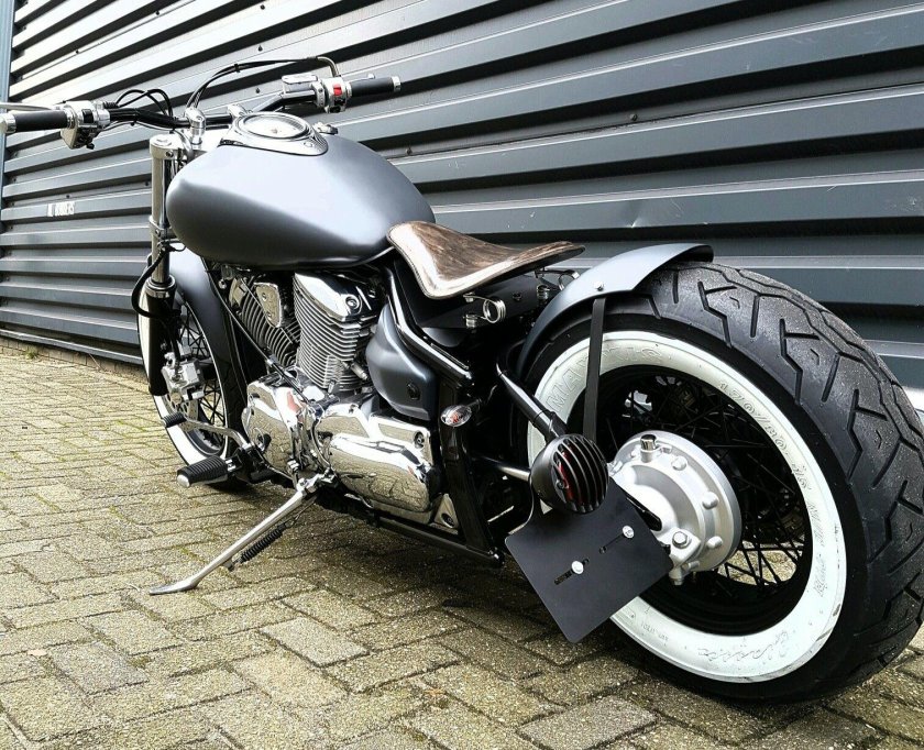Yamaha XVS 1100 Bobber