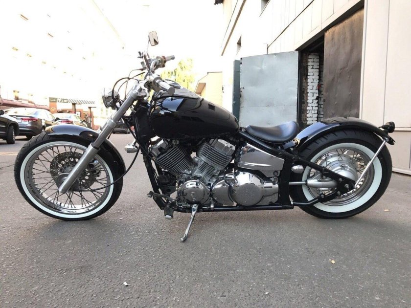 Yamaha XVS 400 Custom