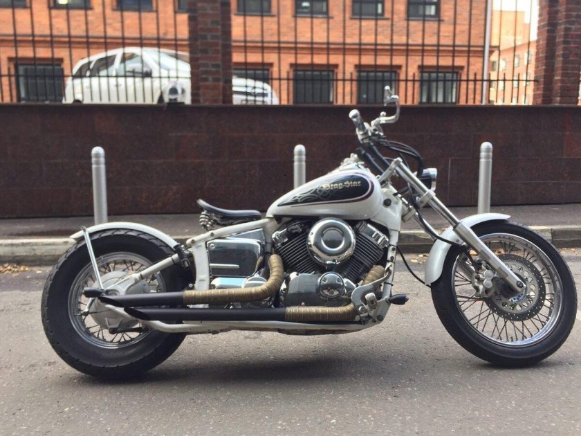 Yamaha XVS 400 Custom