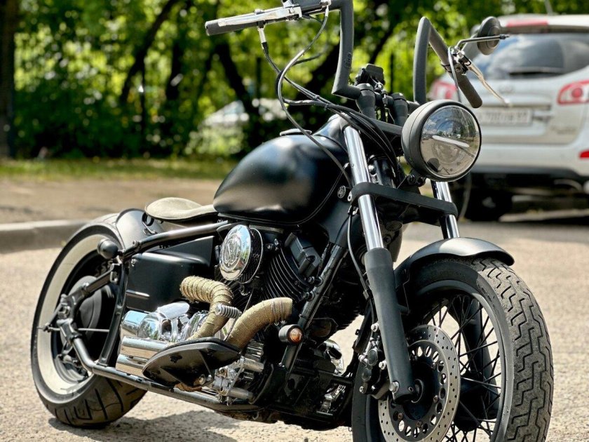 Yamaha xvs 1100 bobber