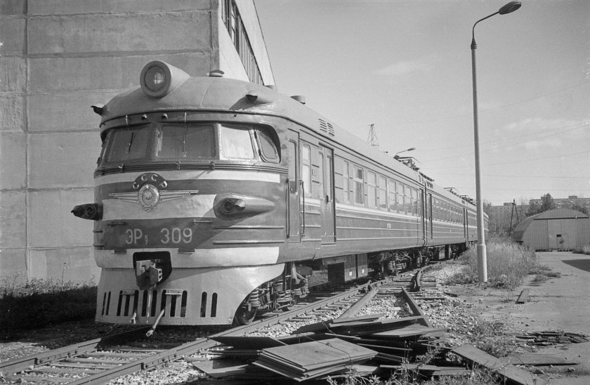 Эр7 электропоезд