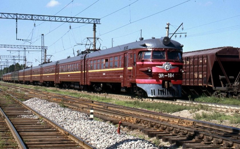 Эр1 электропоезд