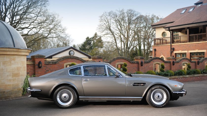 Астон Мартин 1985