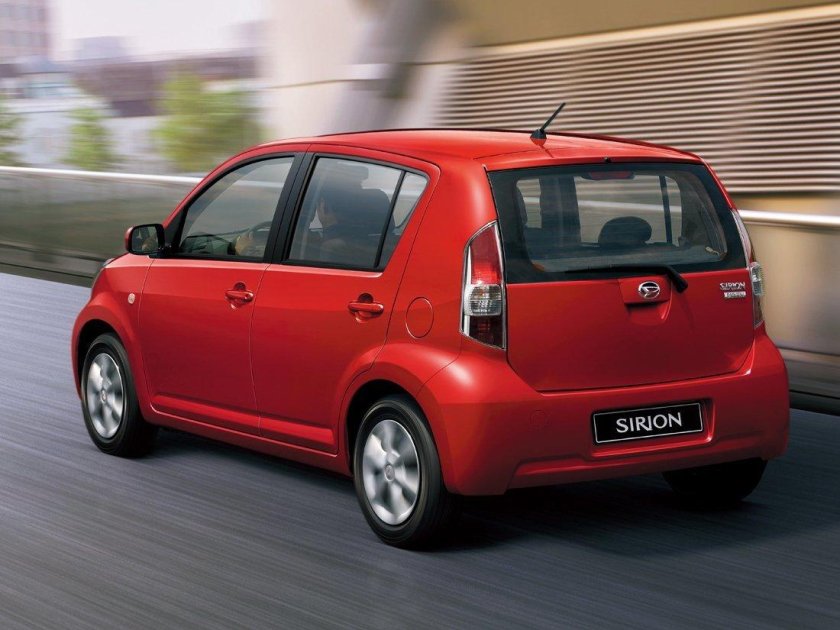 Daihatsu Sirion 2