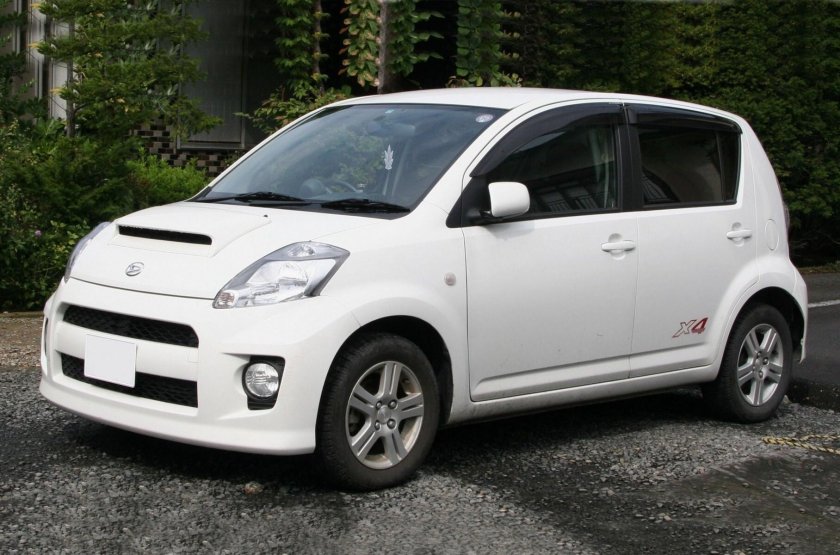 Дайхатсу Бун фото 2004