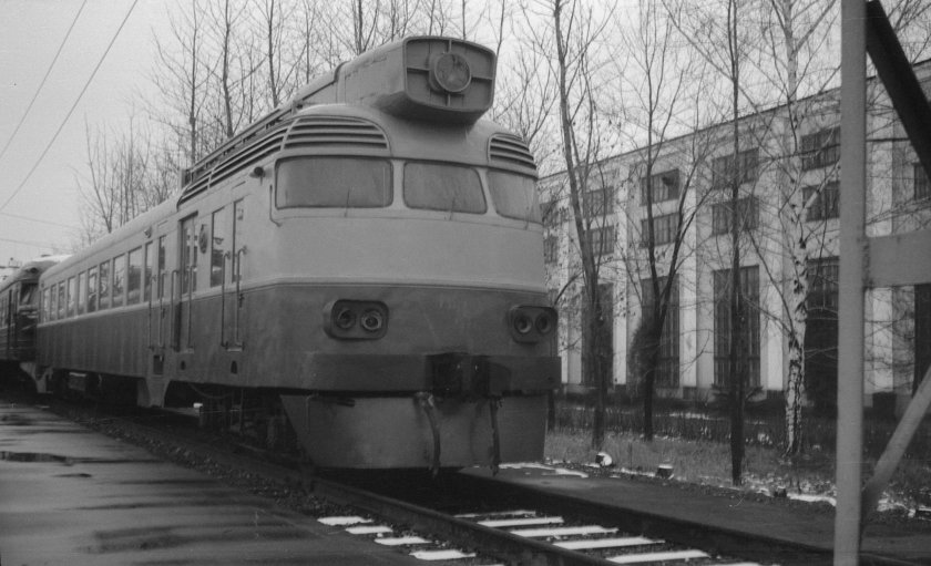 Дизель электропоезд СССР