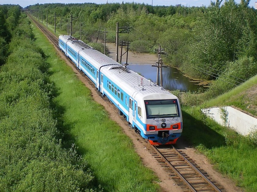 Электропоезд дт1