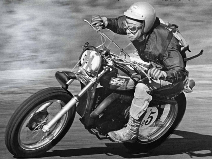 Мотоцикл Микки Рурка