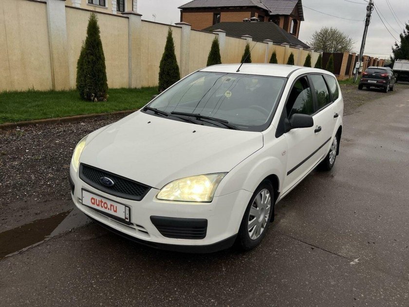 Ford Focus 2 2006 белый