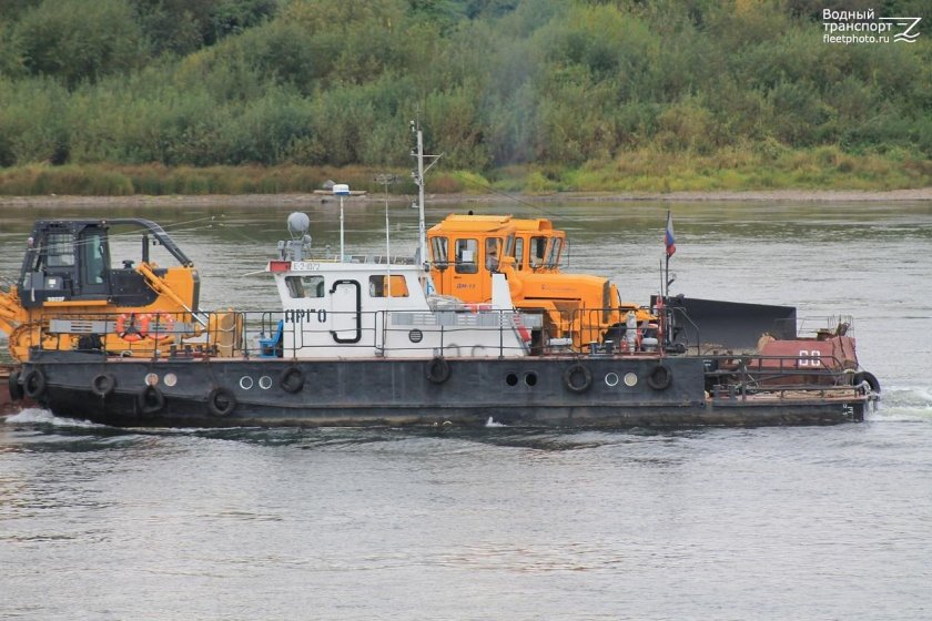 Буксирный теплоход лс-56б