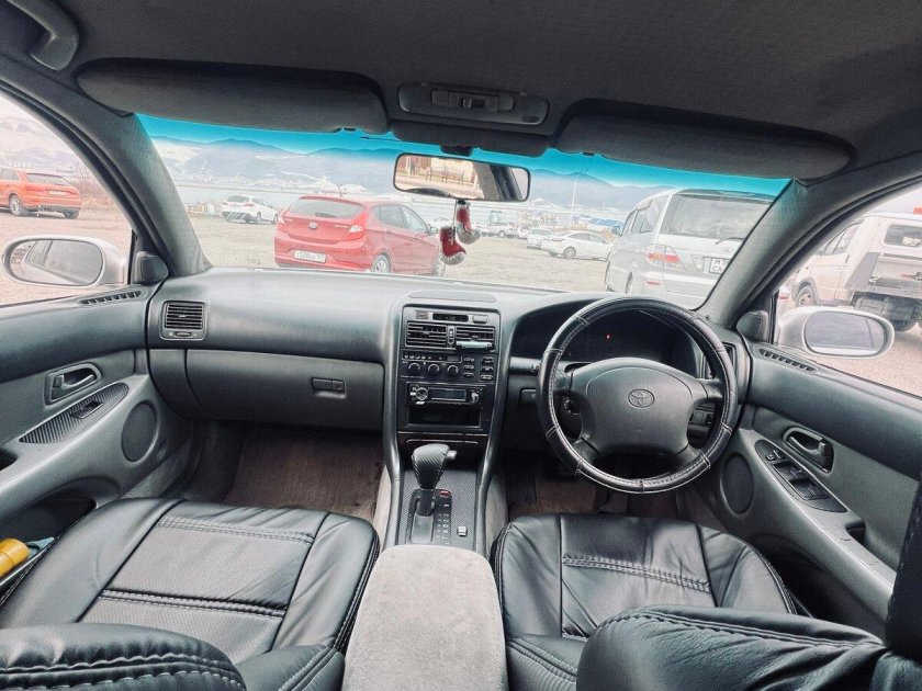 Toyota aristo 1996 салон