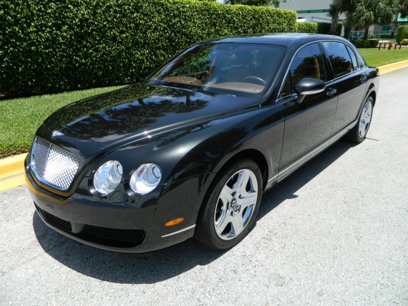 Continental Flying Spur 2006