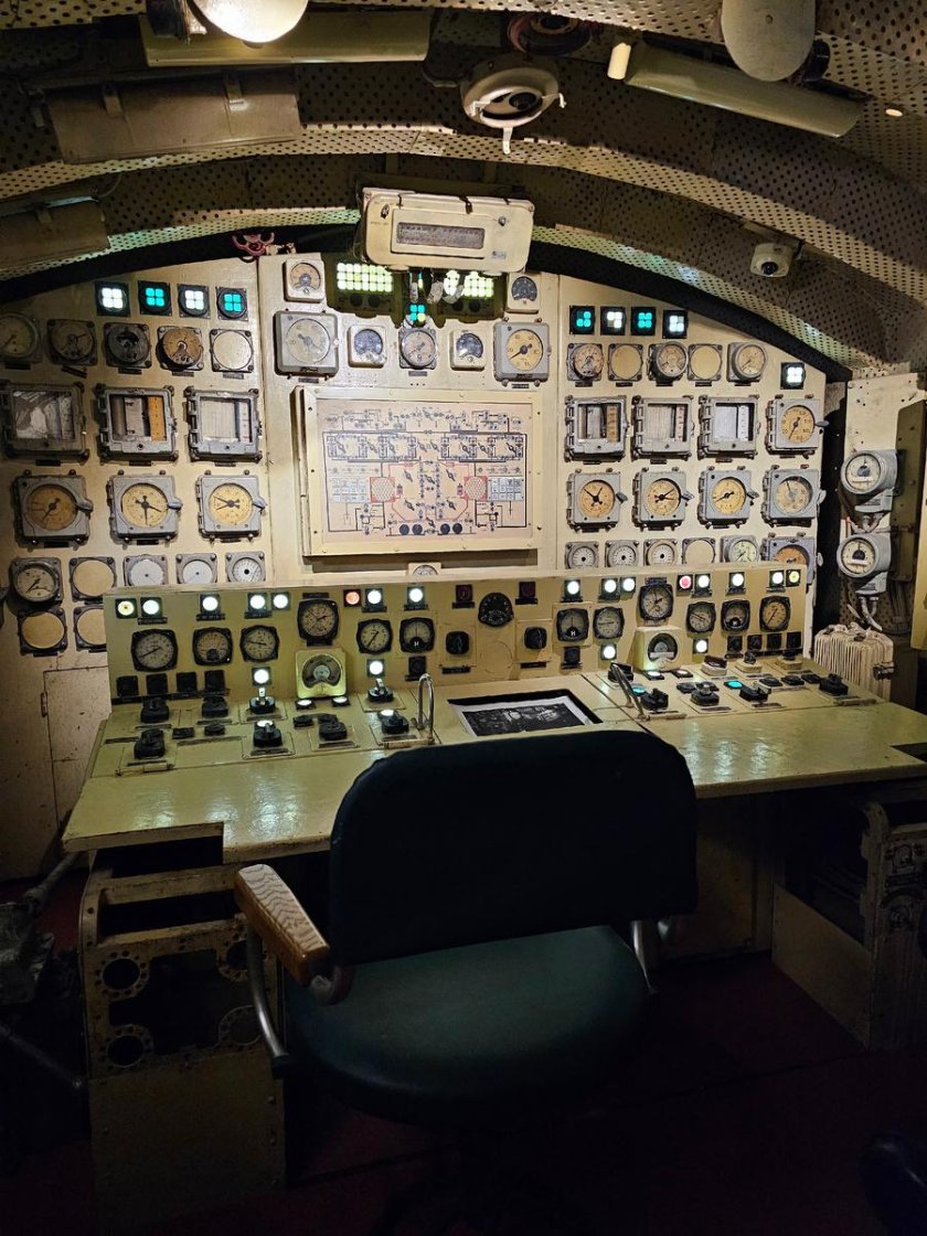 Атомная подводная лодка внутри