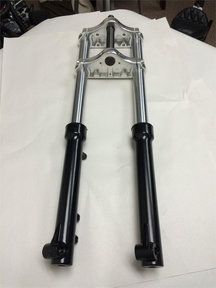 Передняя вилка на мотоцикл ZW 125-9