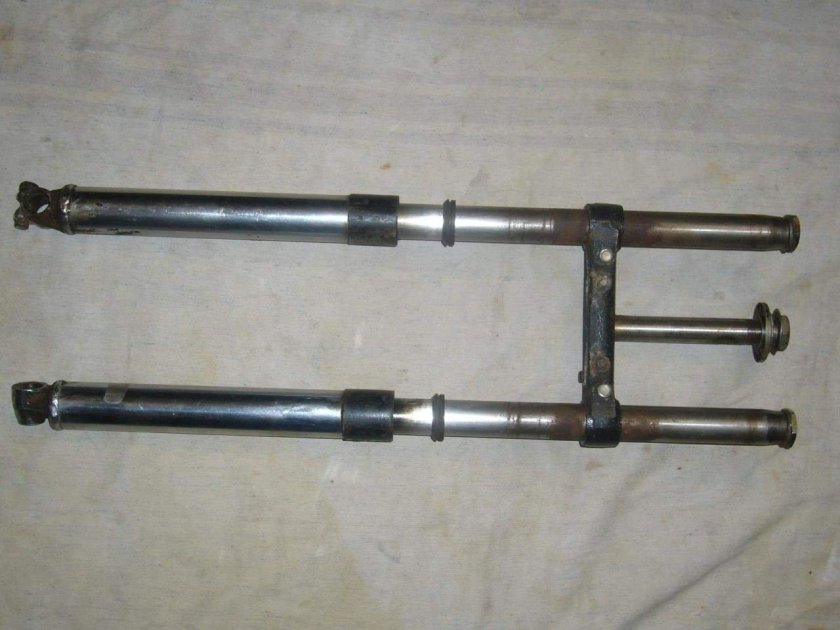 Передняя вилка мотоцикла Урал