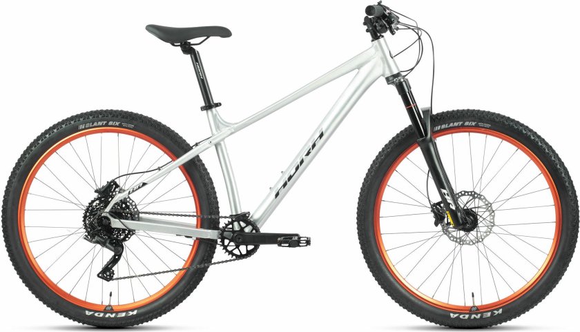 Titan Racing Cypher RS Sport 2024 slopstyle