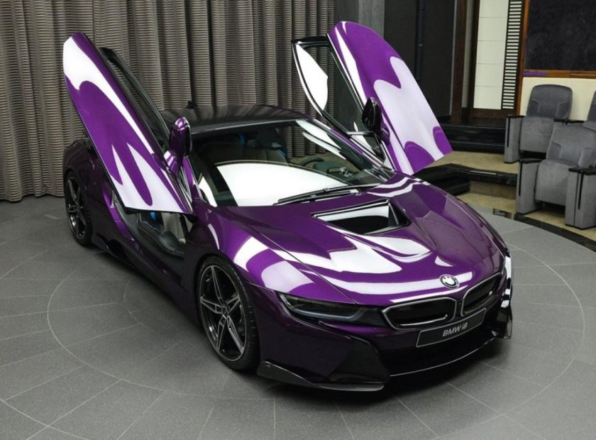 BMW i8 Purple