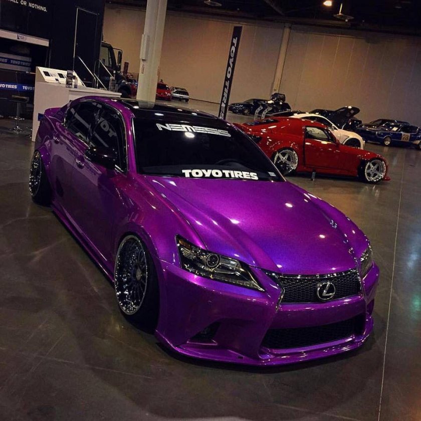 Лексус ИС 250 фиолетовый