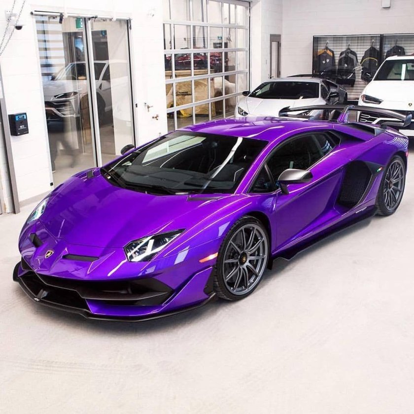 Ламборджини авентадор фиолетовый
