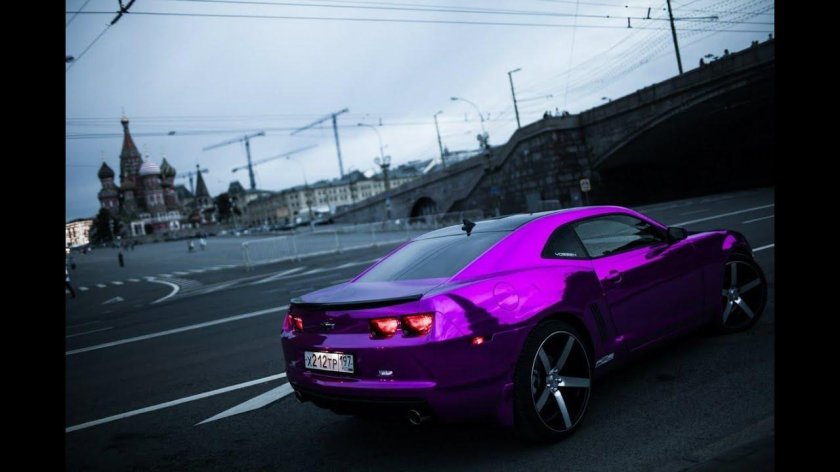 Шевроле Камаро фиолетовая