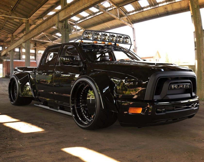 Dodge Ram TRX черный