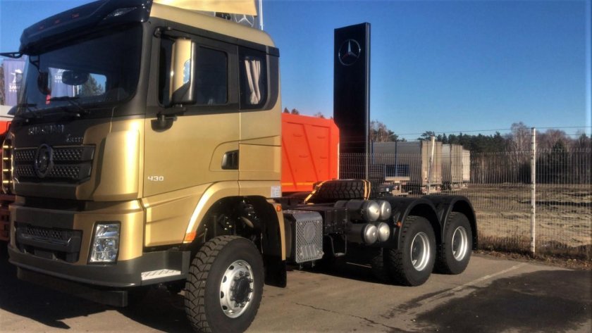 Шакман 6х6 седельный тягач