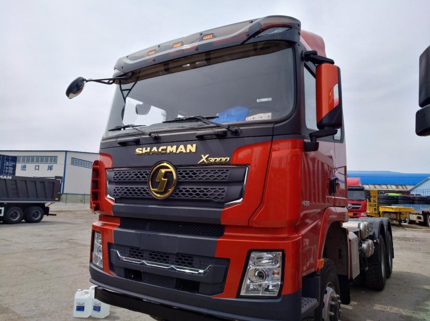 Тягач Shacman 6х6 sx42586v385 x3000