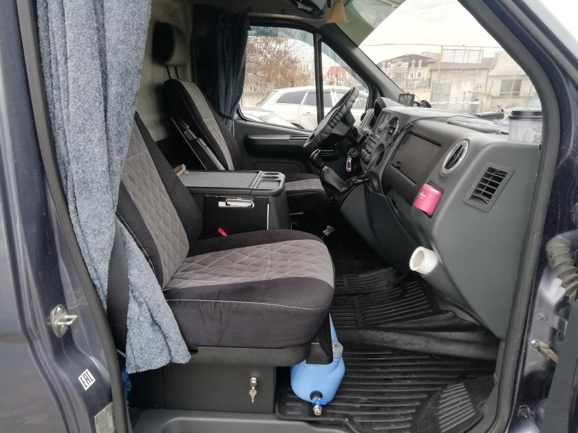 Кабина фермер ГАЗ 3302 внутри