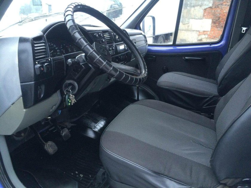 ГАЗ Газель 33023 салон