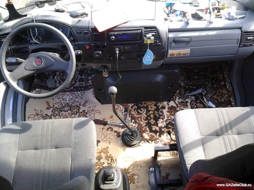 ГАЗ 3310 салон