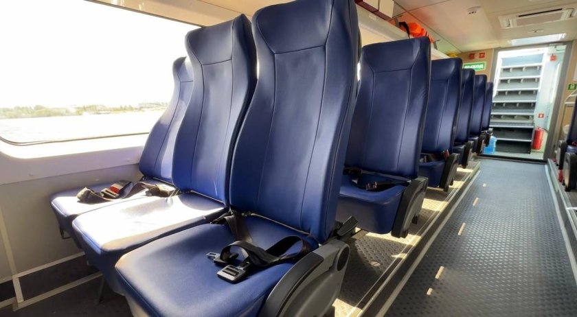 Пежо боксер турист салон