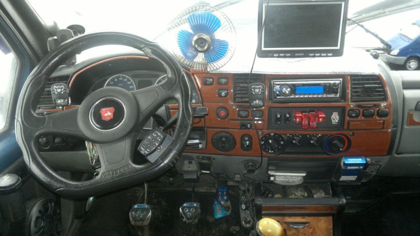 ГАЗ-3310 Валдай салон