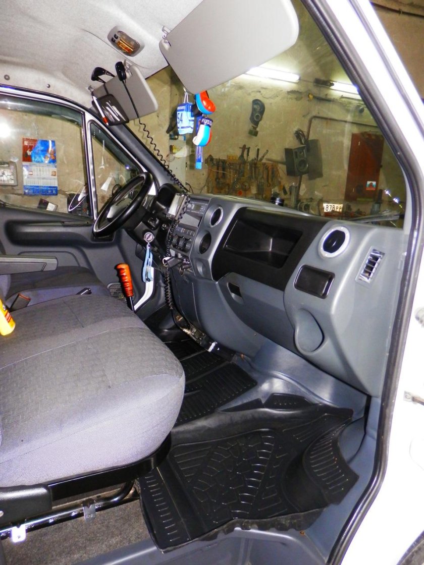 Кабина Газель 3302 первой комплектации