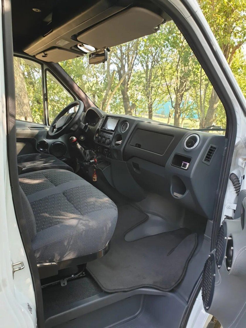 Газель Некст салон